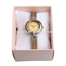 Relógio com pulseira feminina muito agradável / Relógio feminino de qualidade / Quartzo